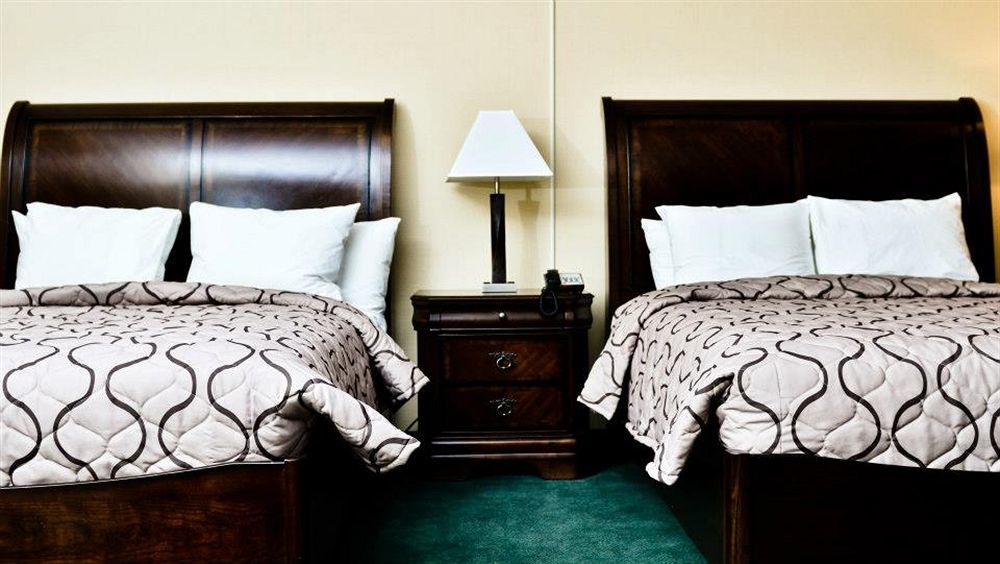 דלאוור Pacer Inn & Suites Motel מראה חיצוני תמונה